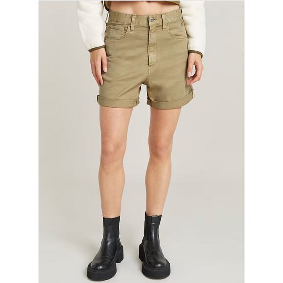 (24) NWT $130 G Star Raw Loose 5 Pocket Shorts Light Moss Green - Picture 1 of 8